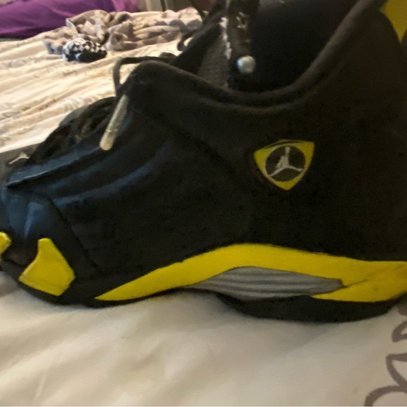 COPY - JORDAN LIGHTENING 14s SIZE 12 - Picture 3 of 7